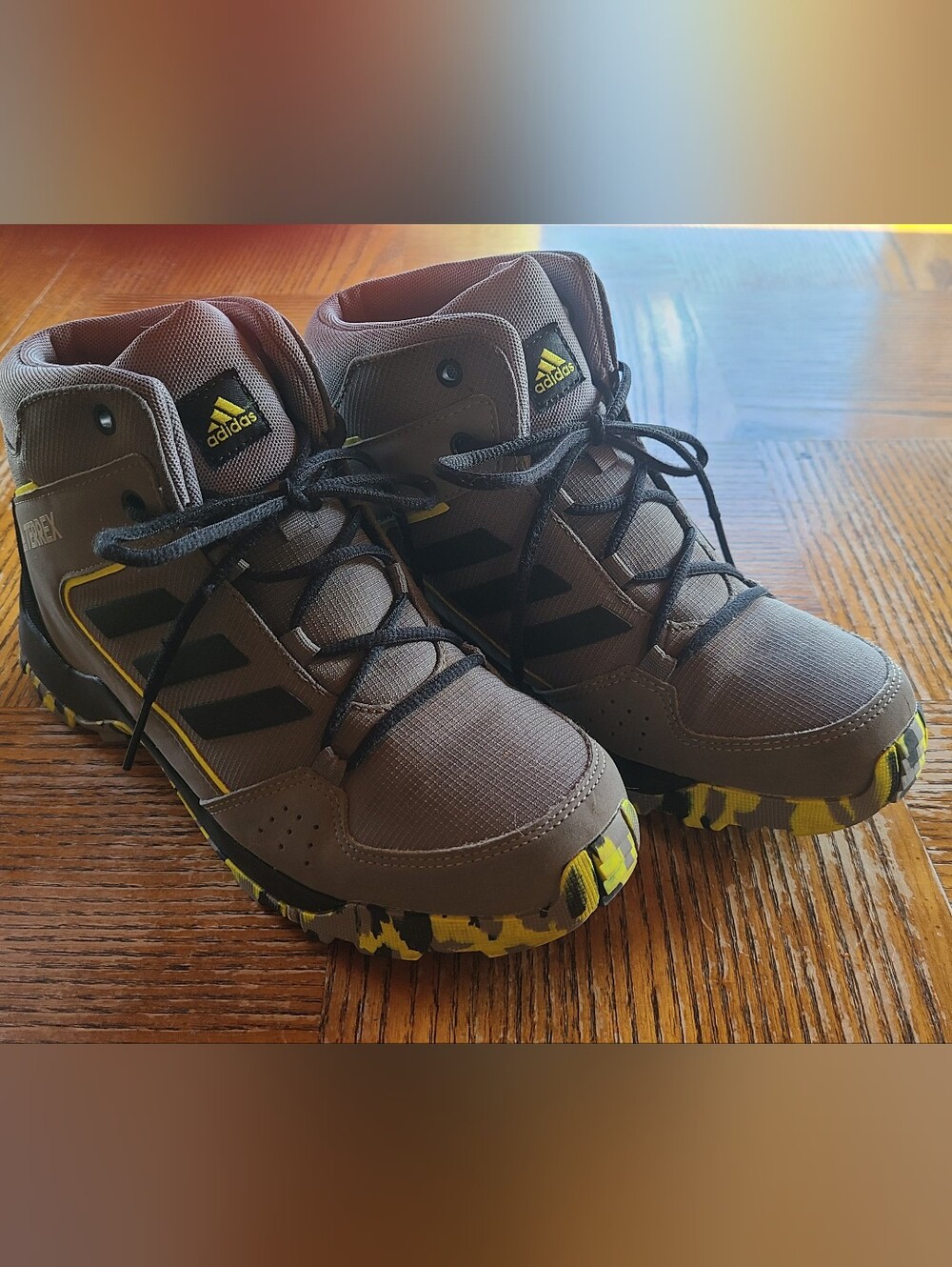 Adidas Terrex Kids Trail Boots, size 4.5, Gore-tex Membranes, Insulated